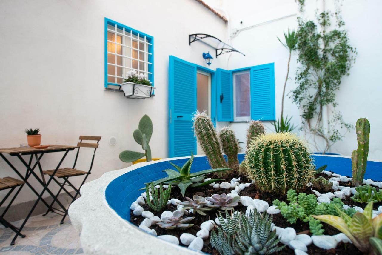 Light Blue - Apartment In The Middle Of Everything Torre Annunziata Eksteriør bilde