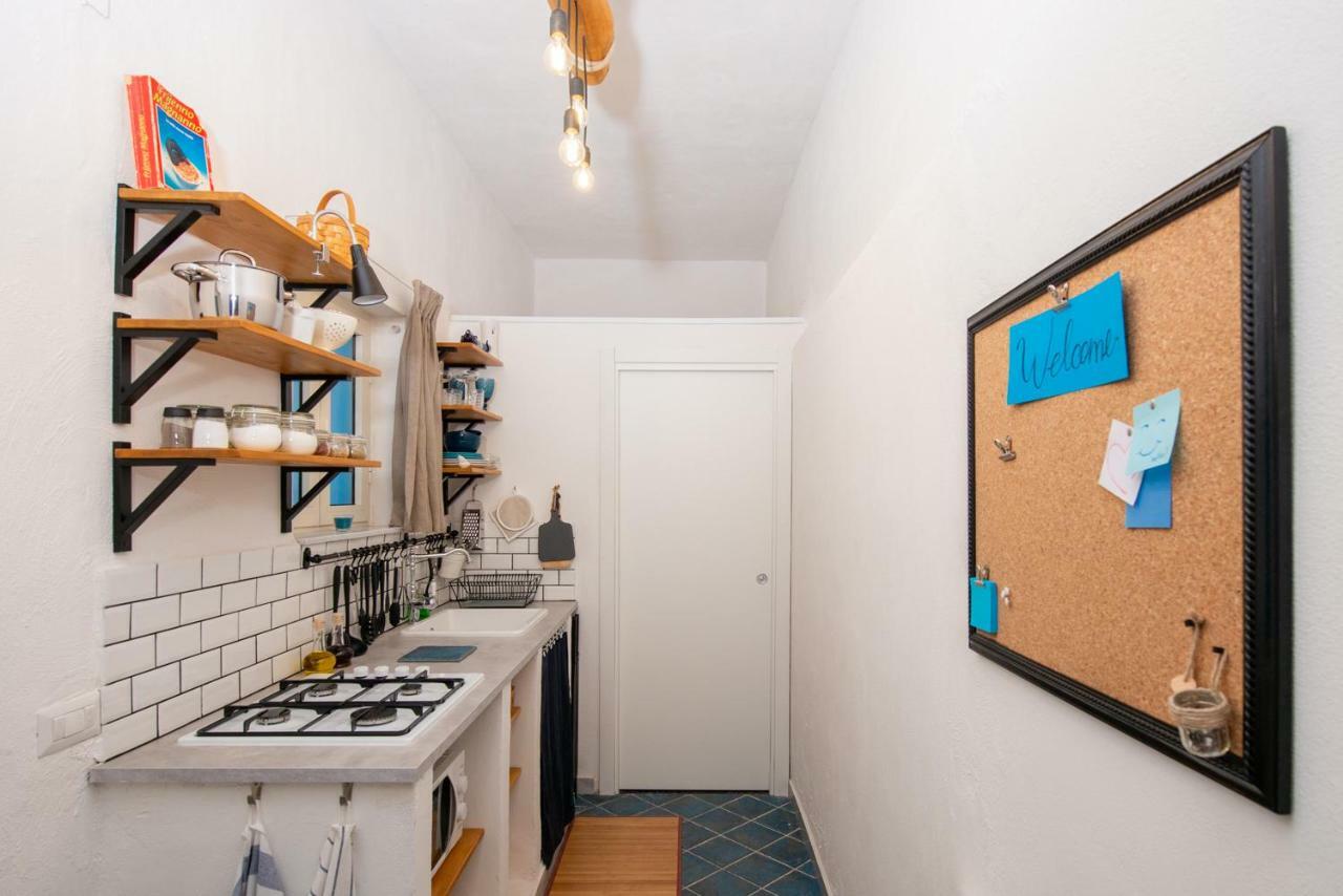Light Blue - Apartment In The Middle Of Everything Torre Annunziata Eksteriør bilde